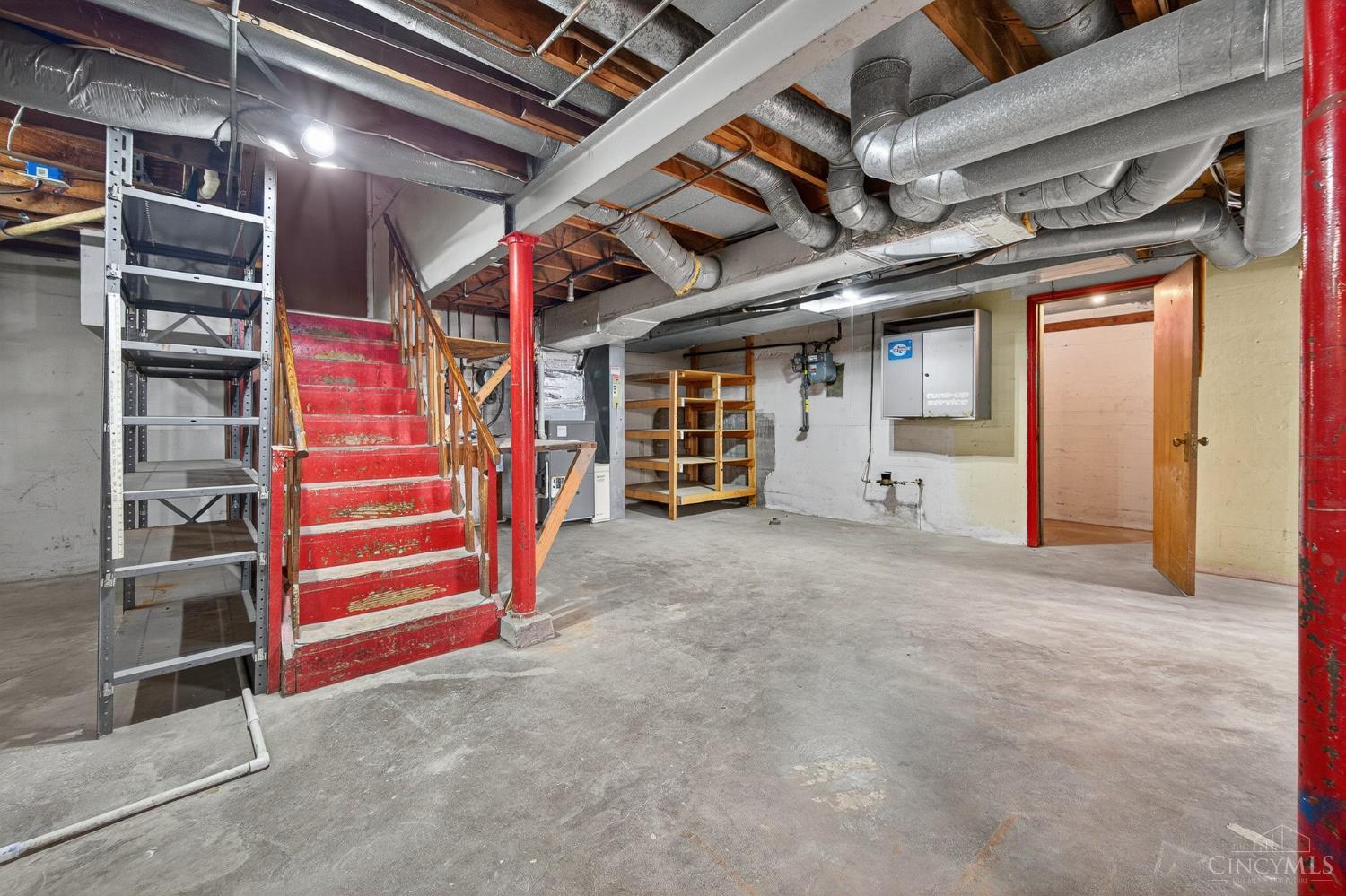 5709 Cheviot Road