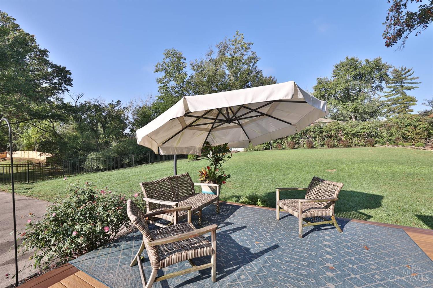 8899 Lyncris Drive