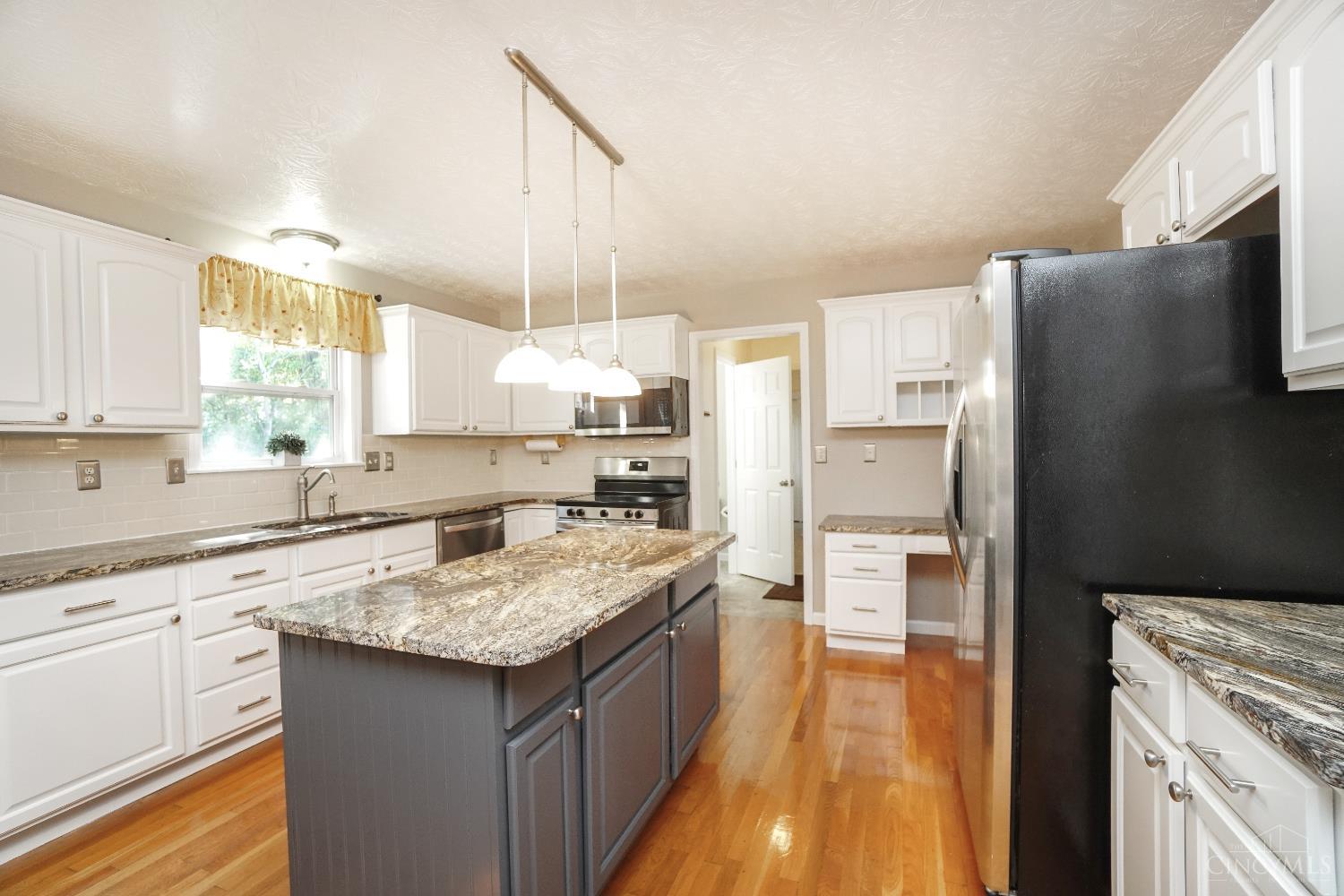 5757 Lynx Court