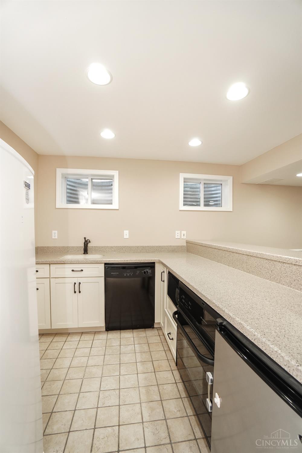 5757 Lynx Court