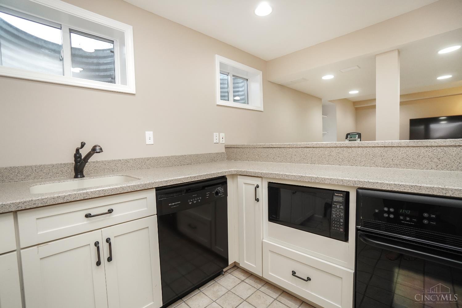 5757 Lynx Court