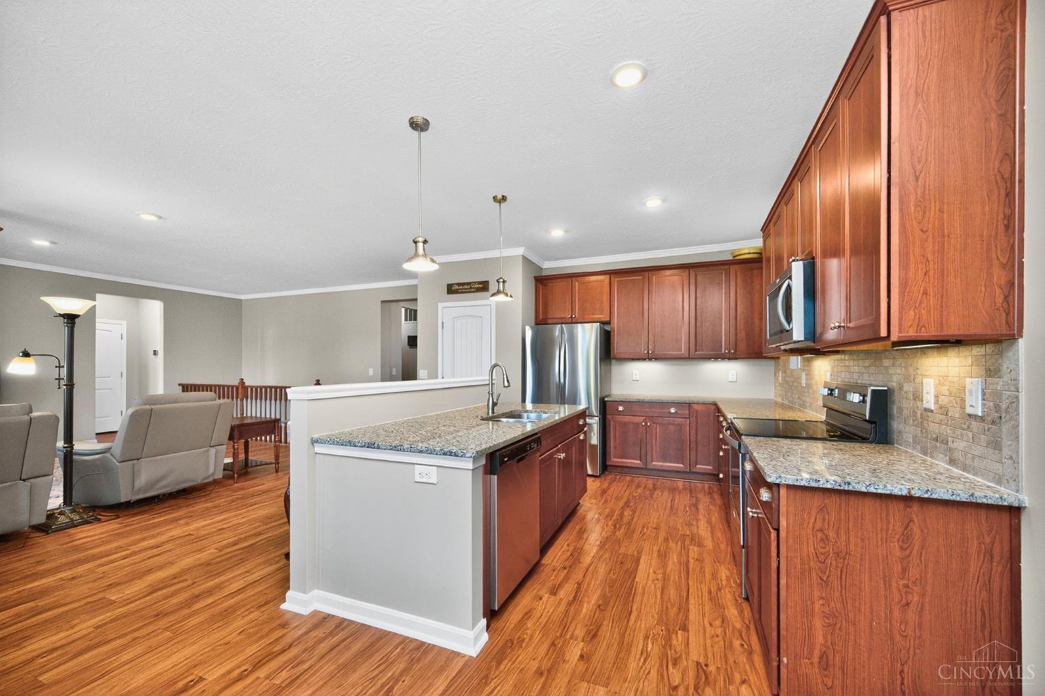 1822 Oak Grove Lane
