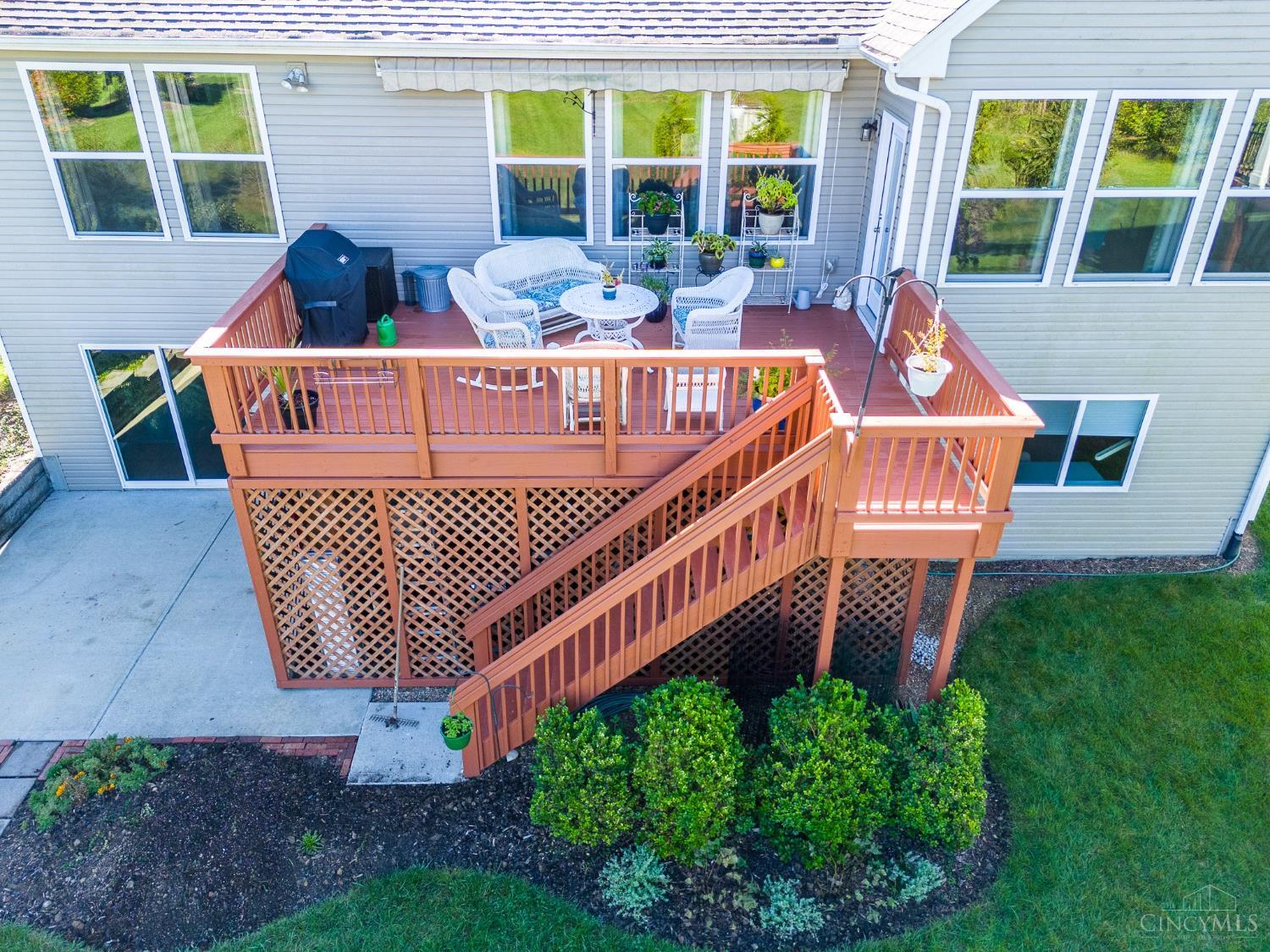 1822 Oak Grove Lane