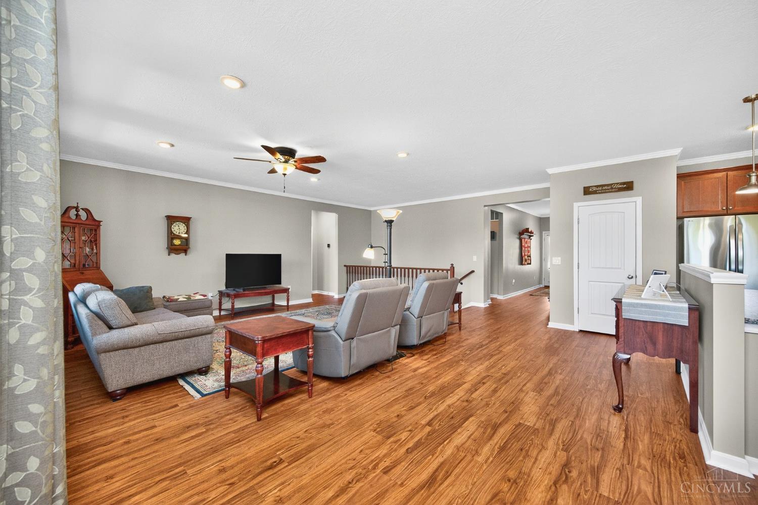 1822 Oak Grove Lane
