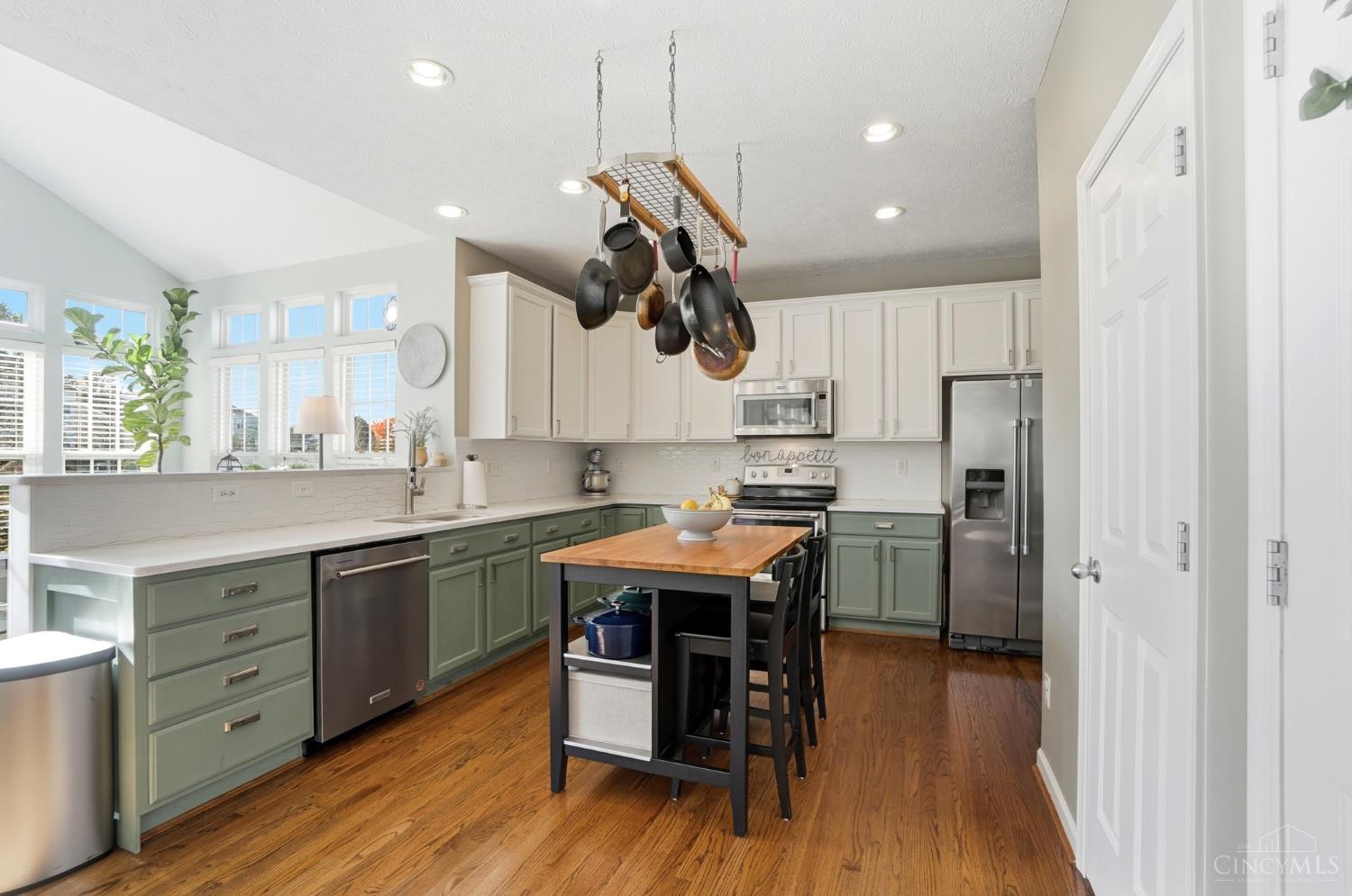 315 Indian Pointe Drive