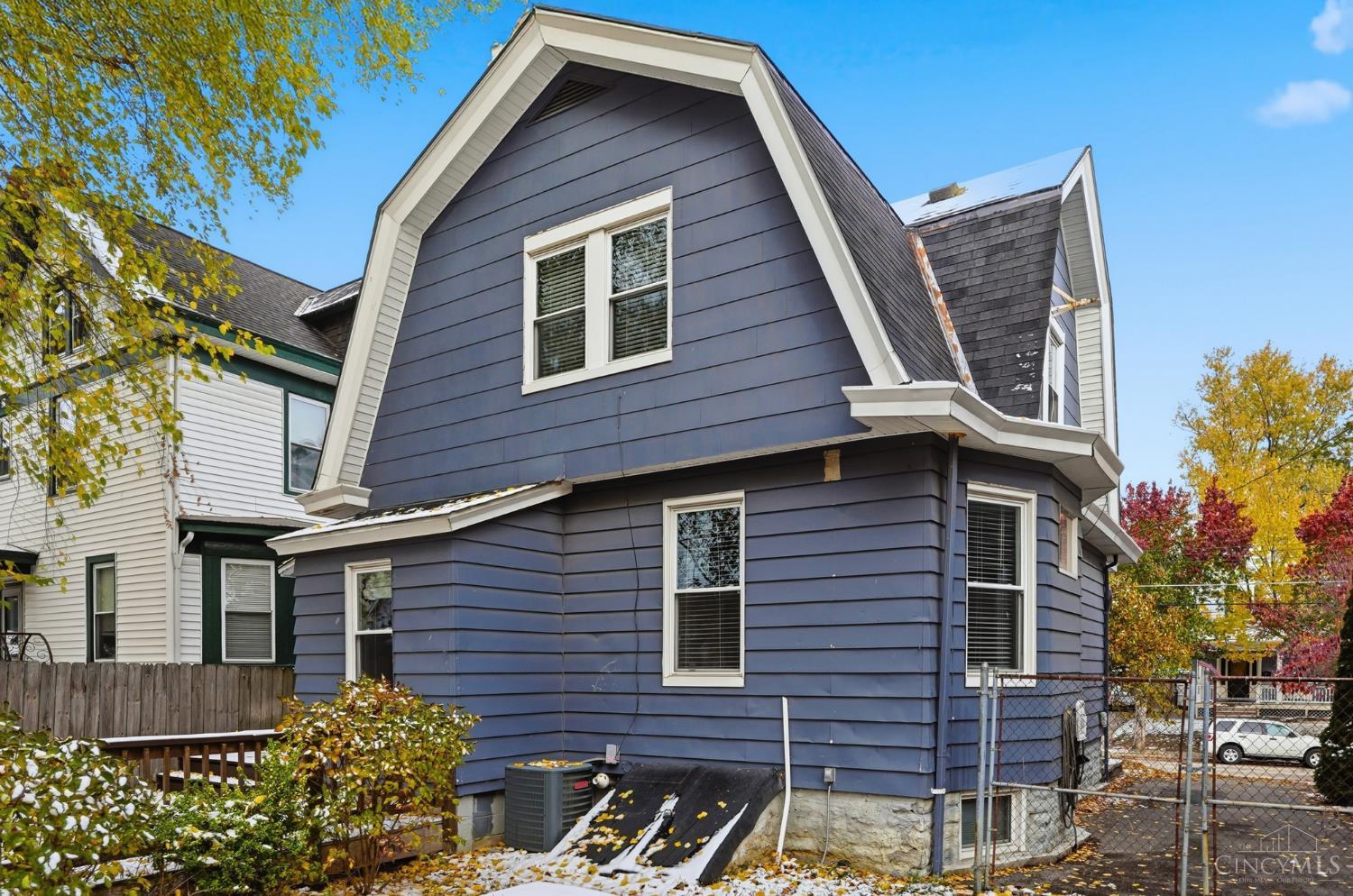 2023 Maple Avenue