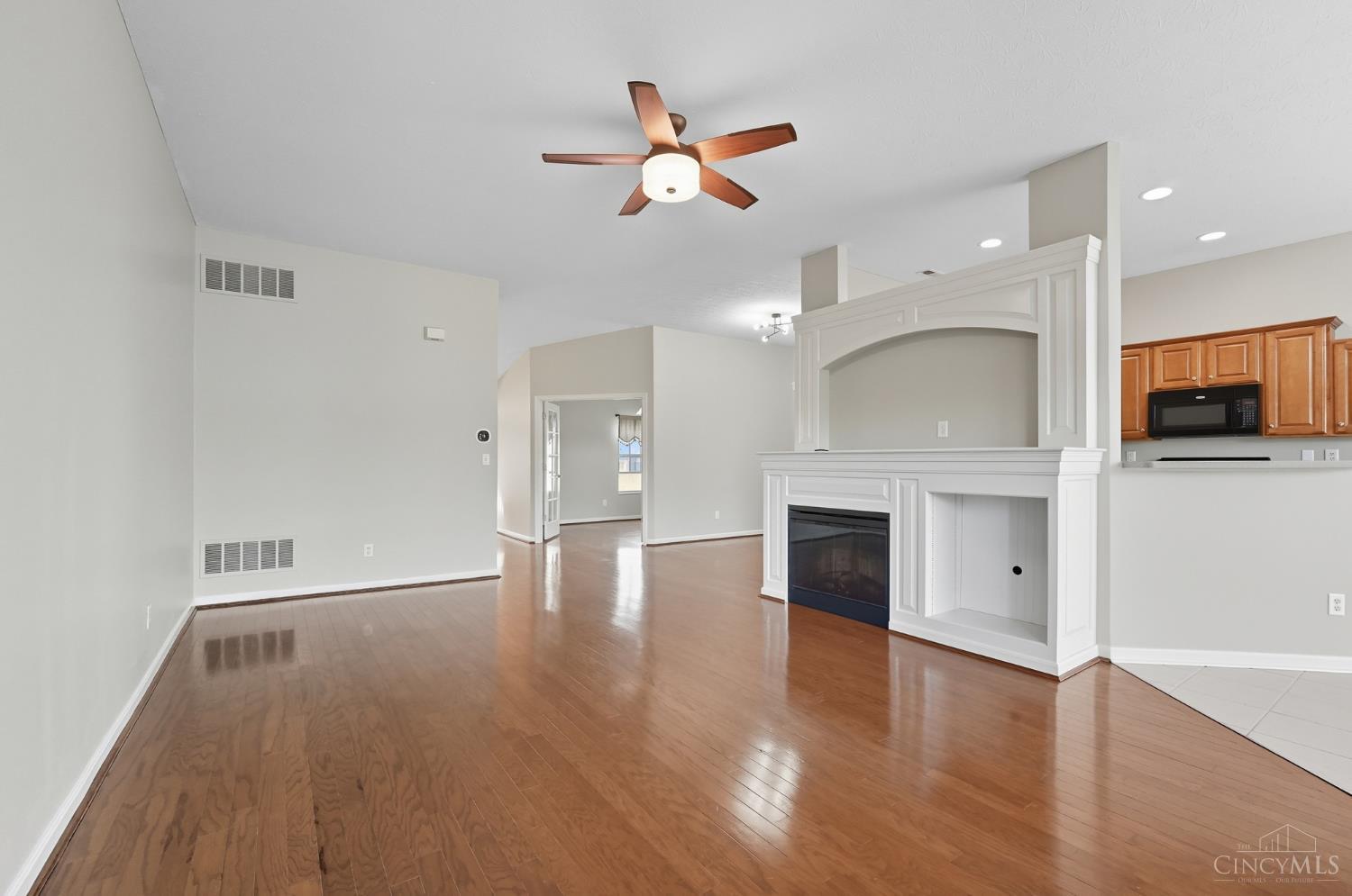 1194 Feather Trail
