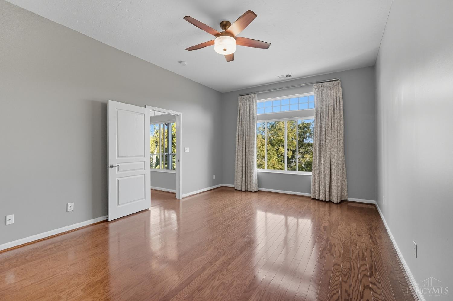 1194 Feather Trail