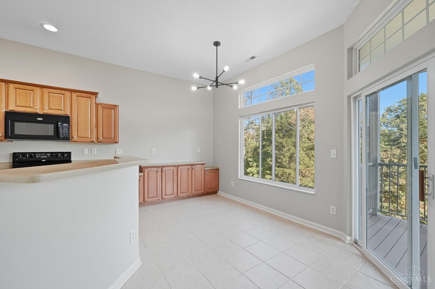 1194 Feather Trail