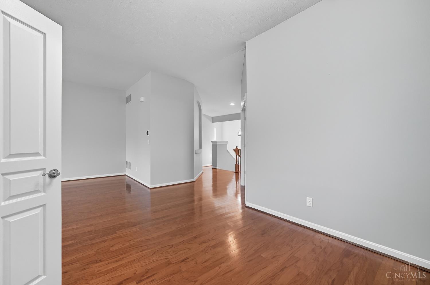 1194 Feather Trail