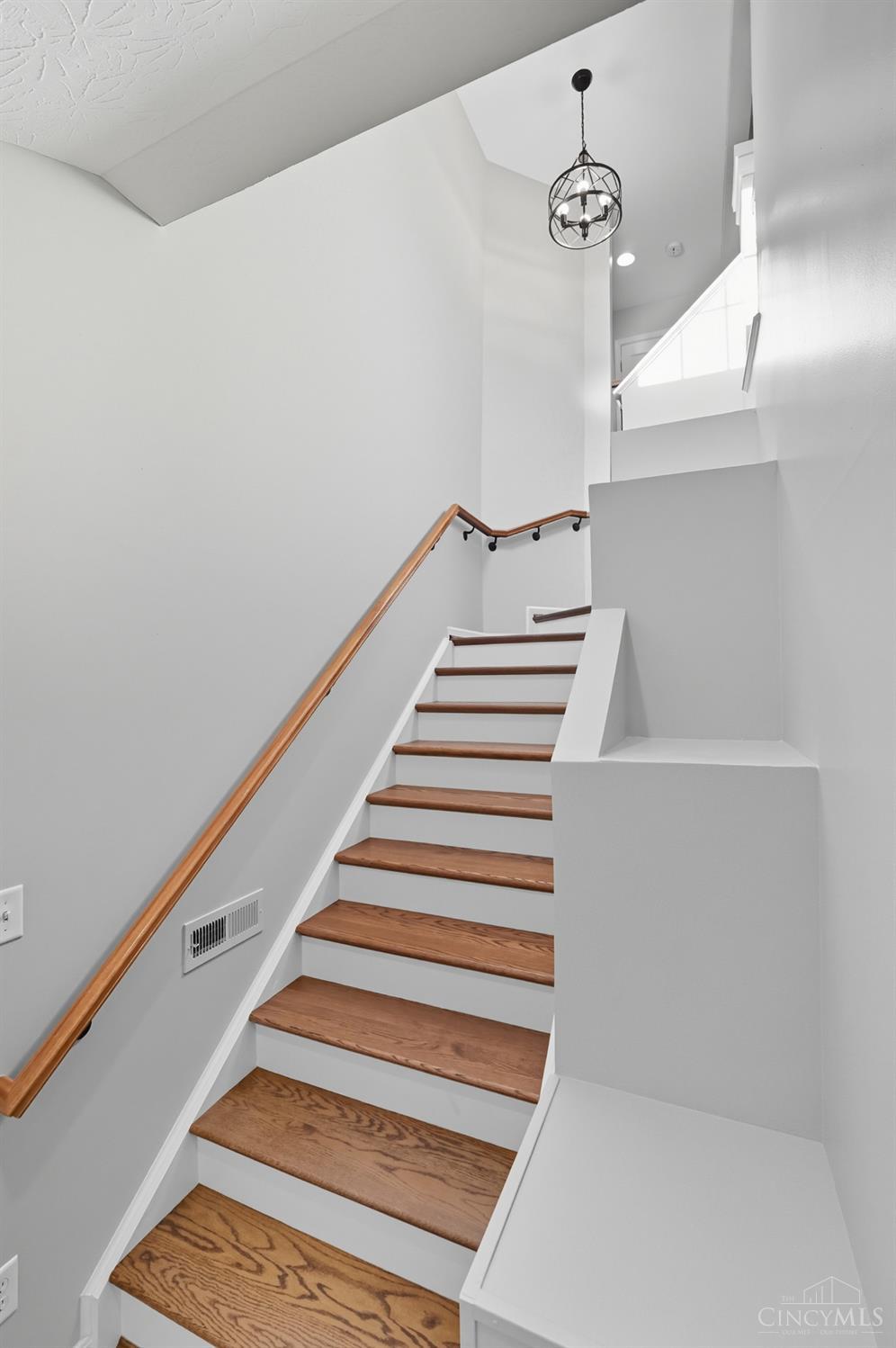 1194 Feather Trail