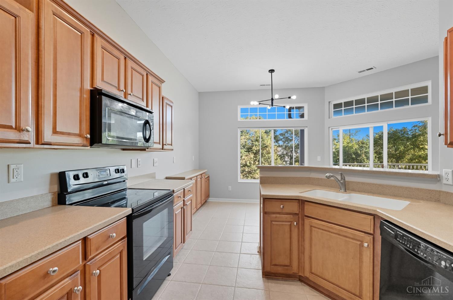1194 Feather Trail