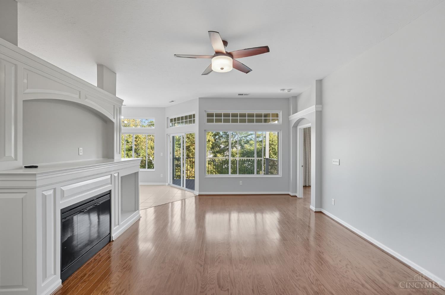 1194 Feather Trail