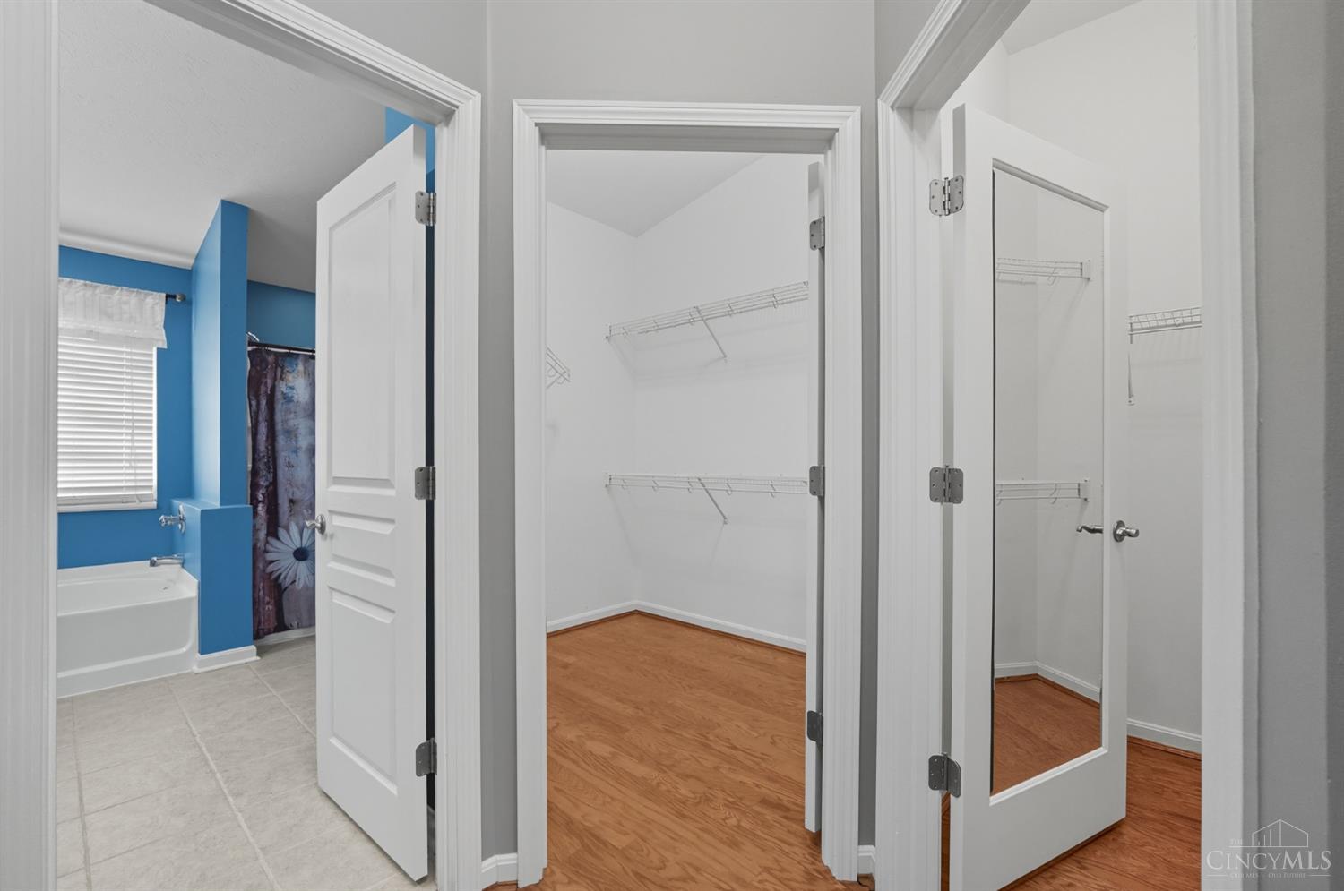 1194 Feather Trail
