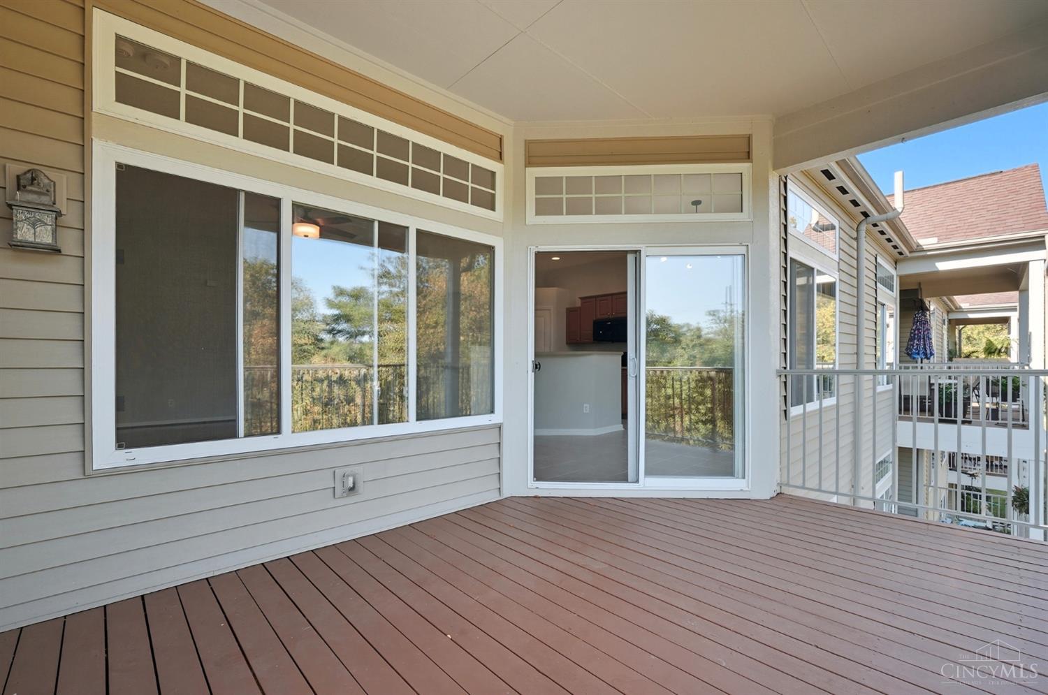 1194 Feather Trail