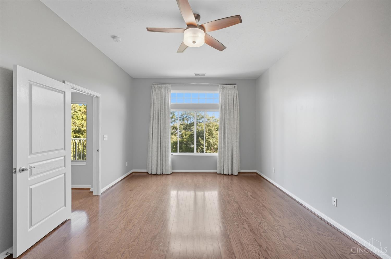 1194 Feather Trail