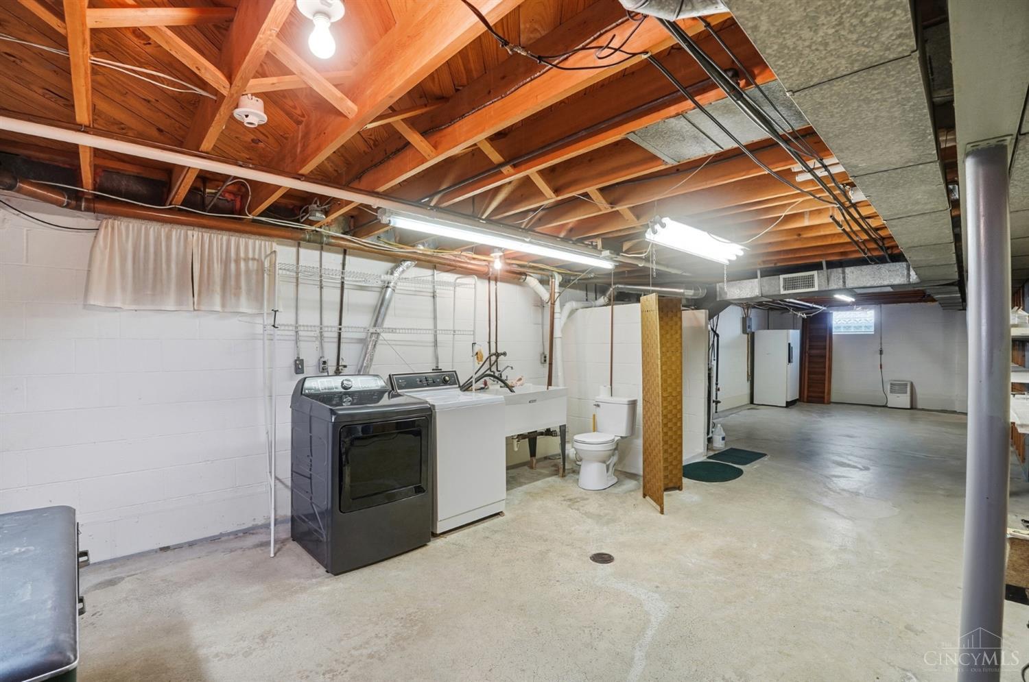 9411 Gina Drive