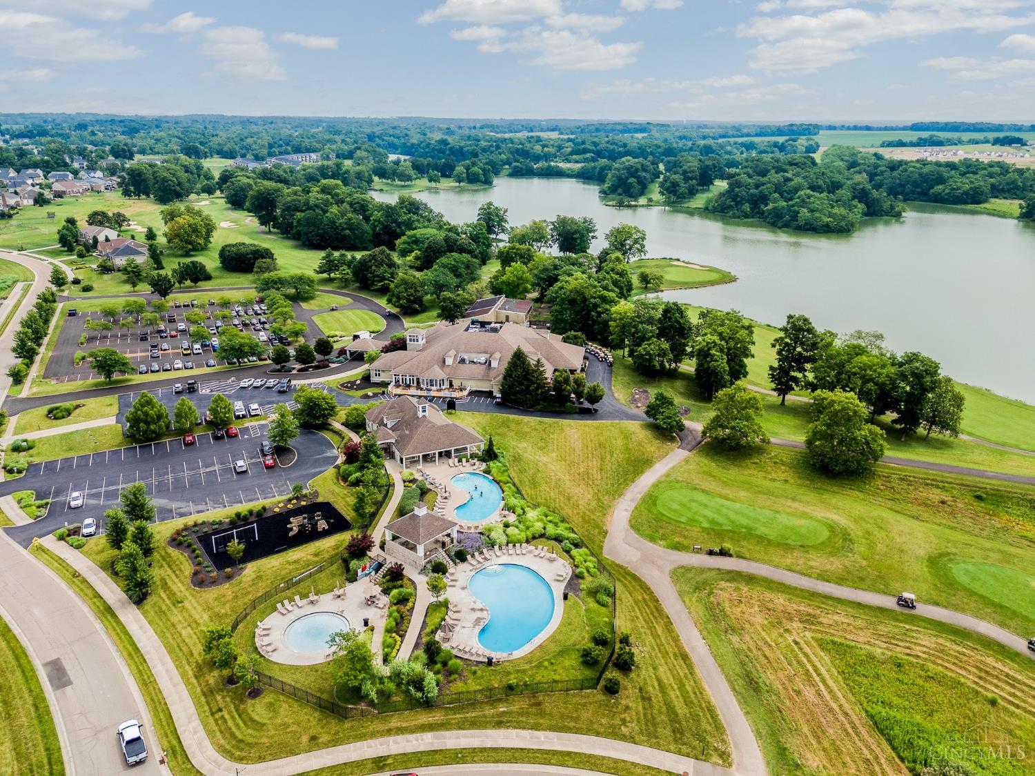 4418 Fairway Lane