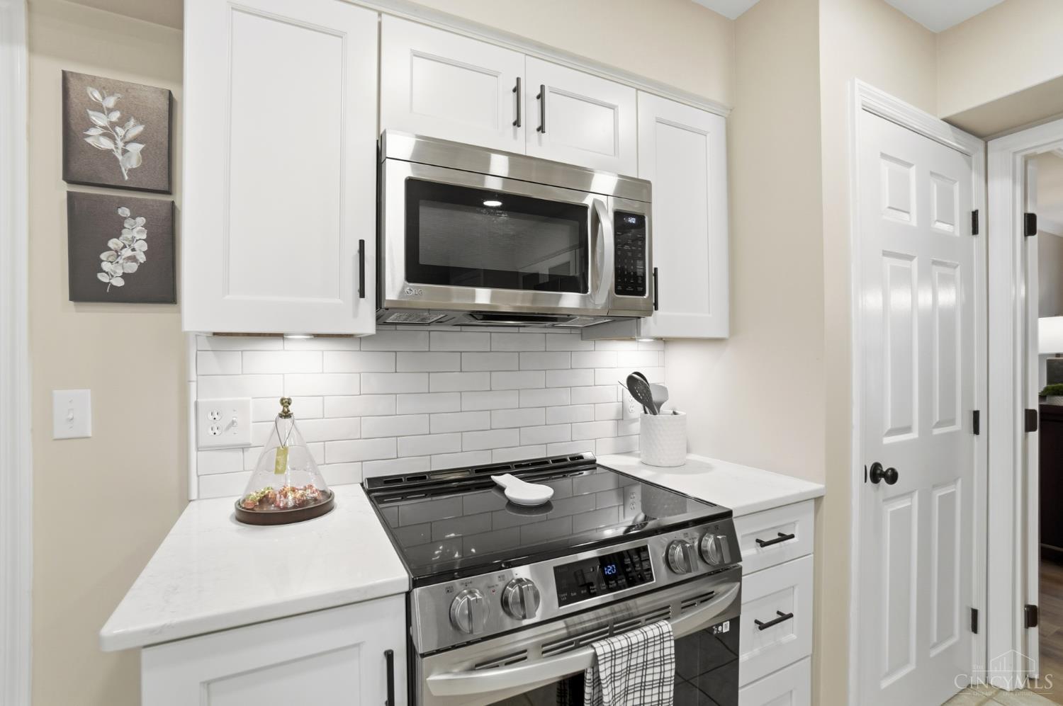 3761 Green Haven Way