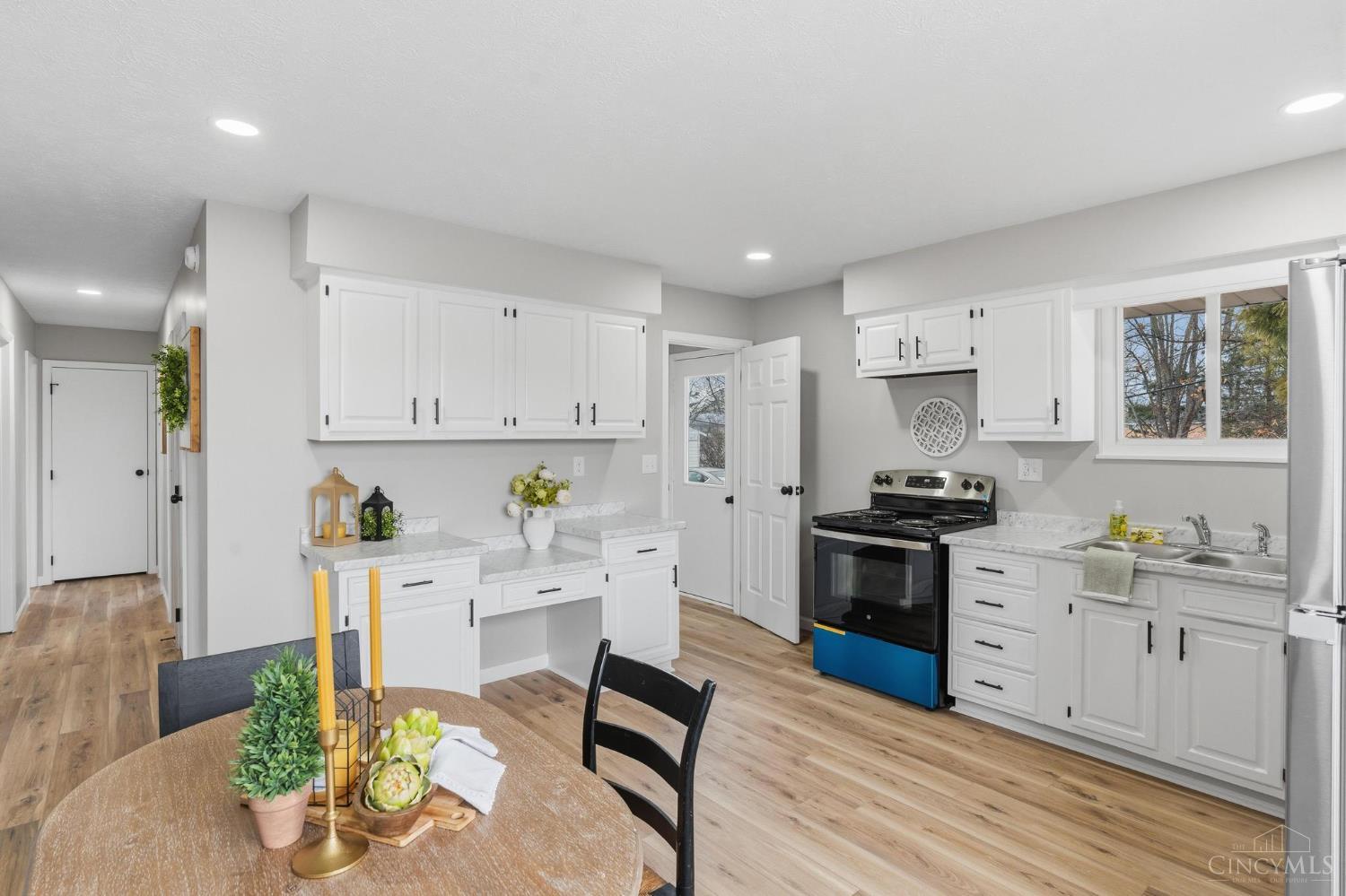 207 Richardson Place