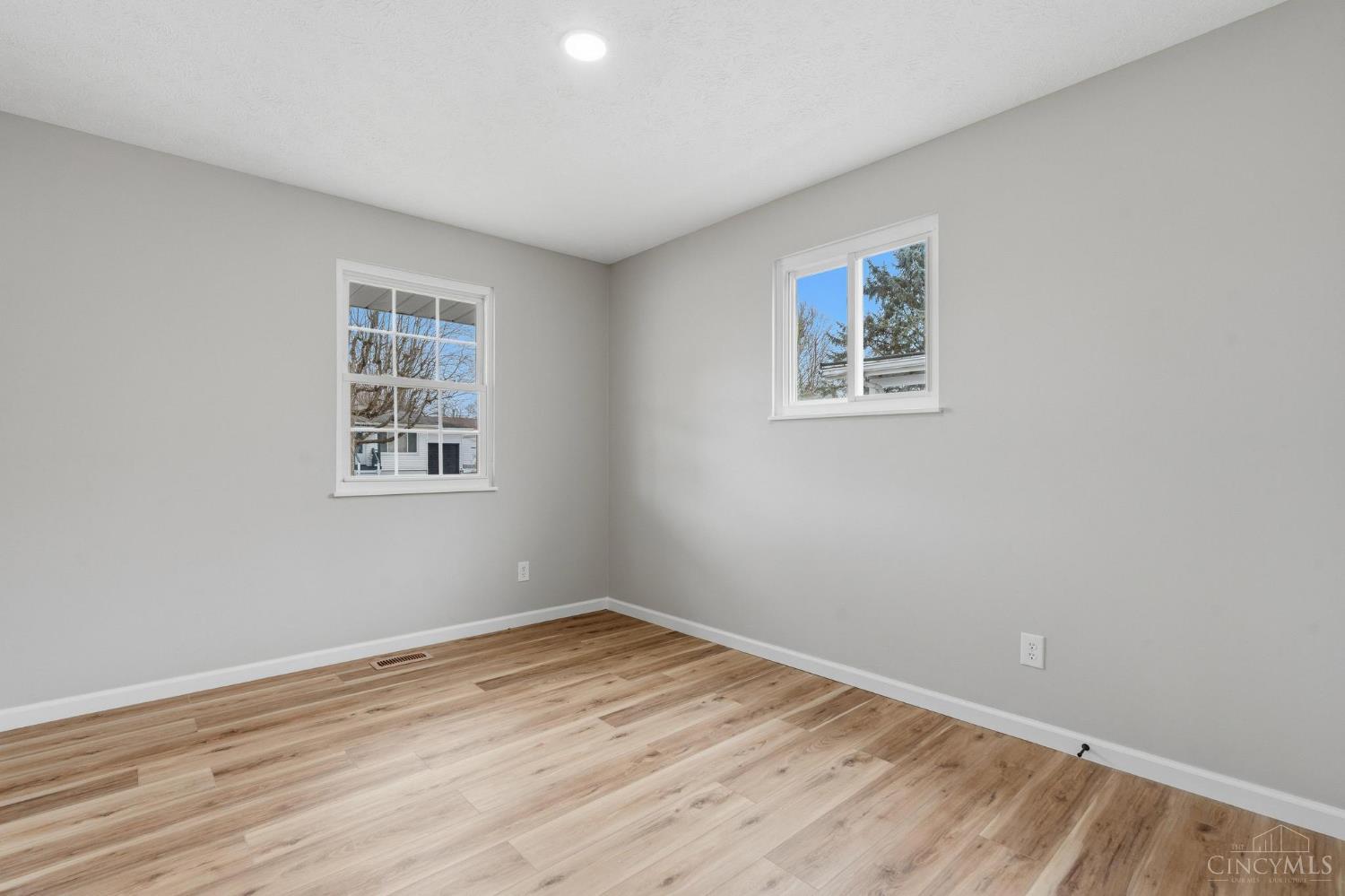 207 Richardson Place