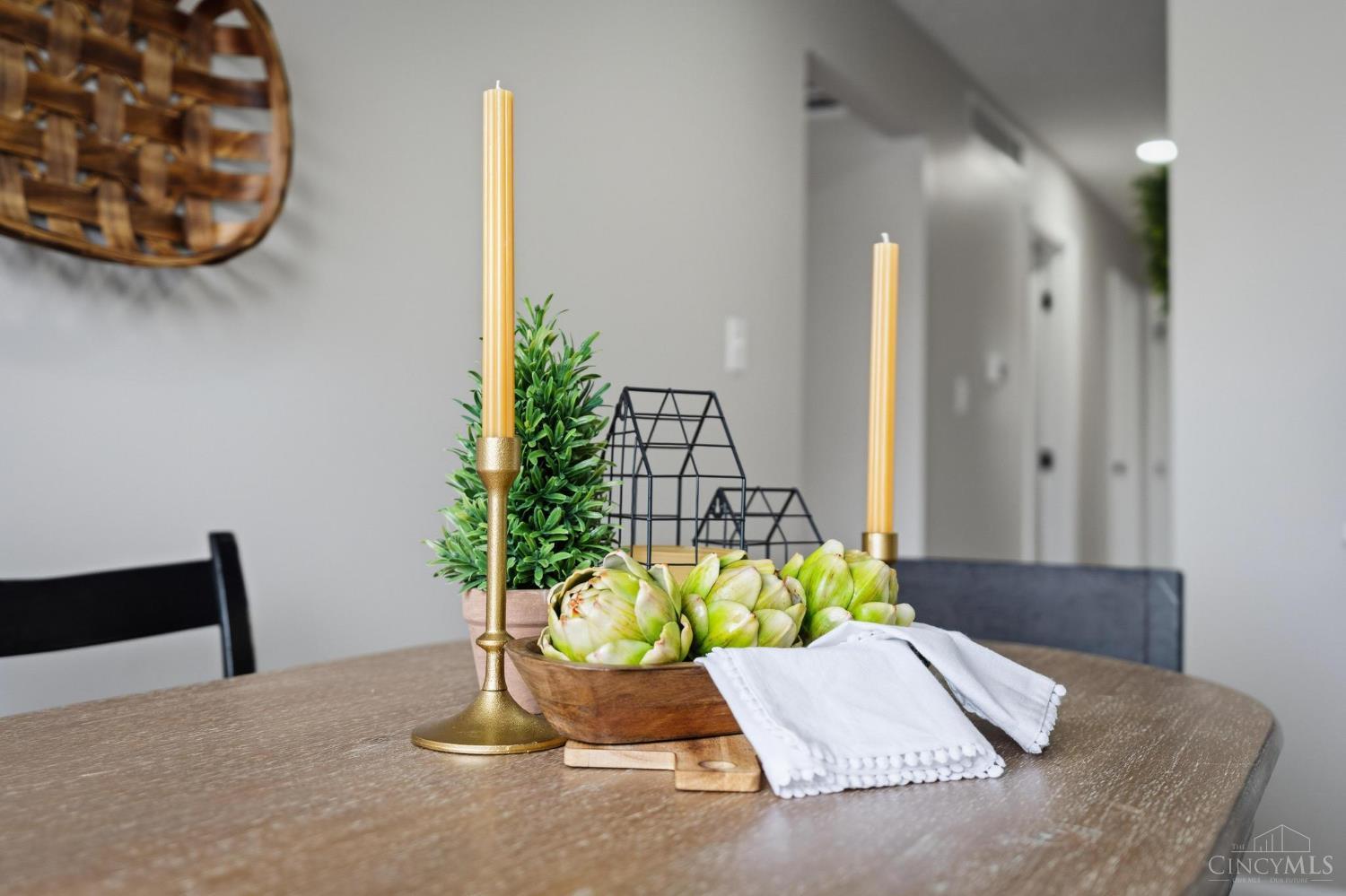 207 Richardson Place