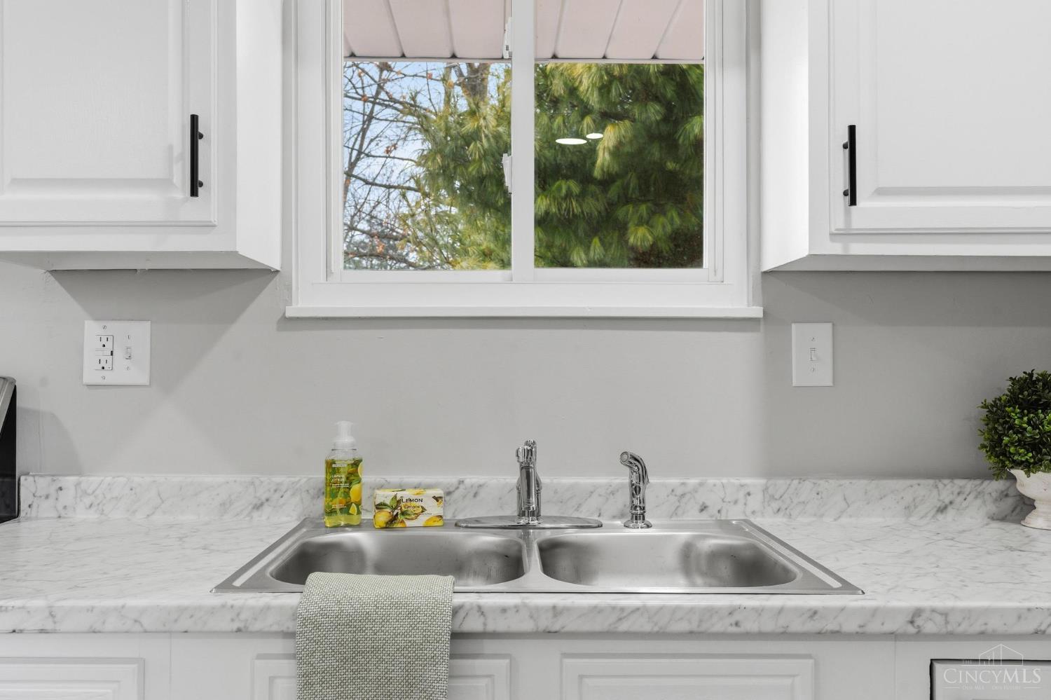 207 Richardson Place