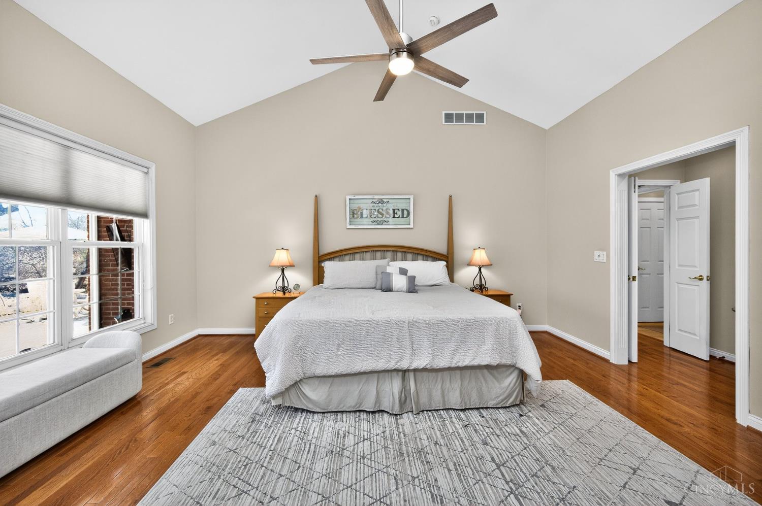 5641 Richmond Park Drive