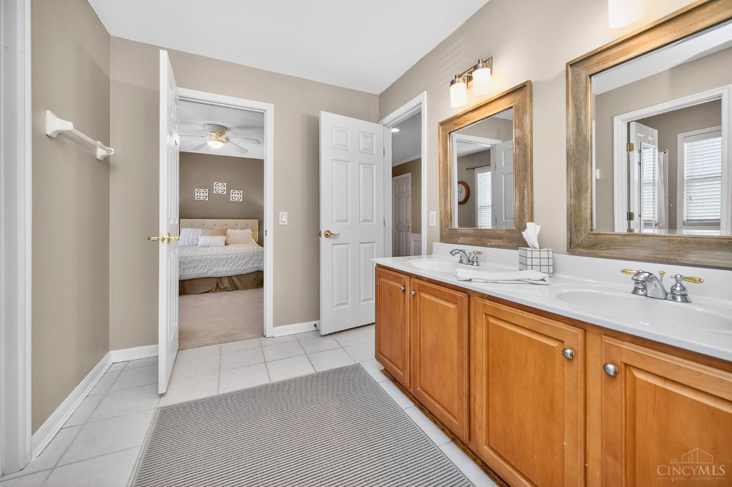 5641 Richmond Park Drive