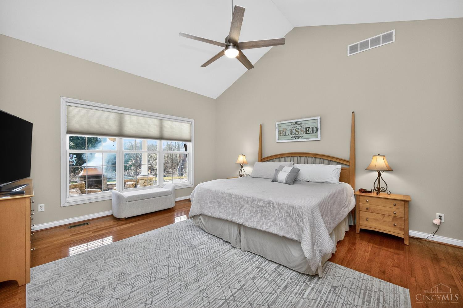 5641 Richmond Park Drive