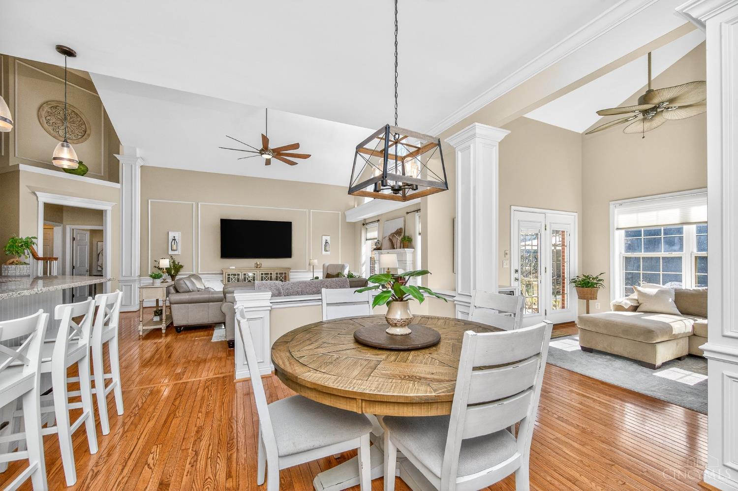 5641 Richmond Park Drive