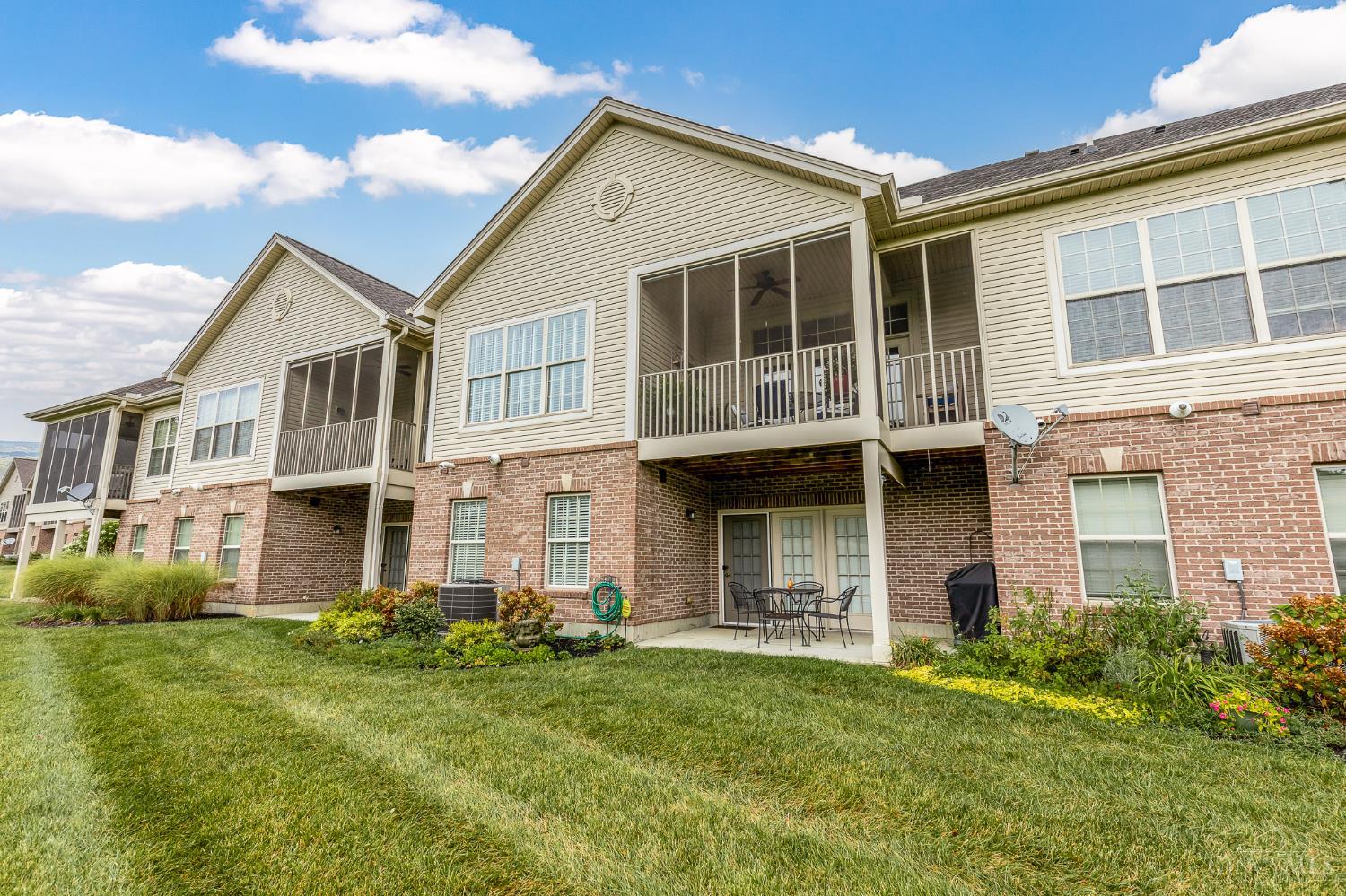 5873 Falling Brook Drive