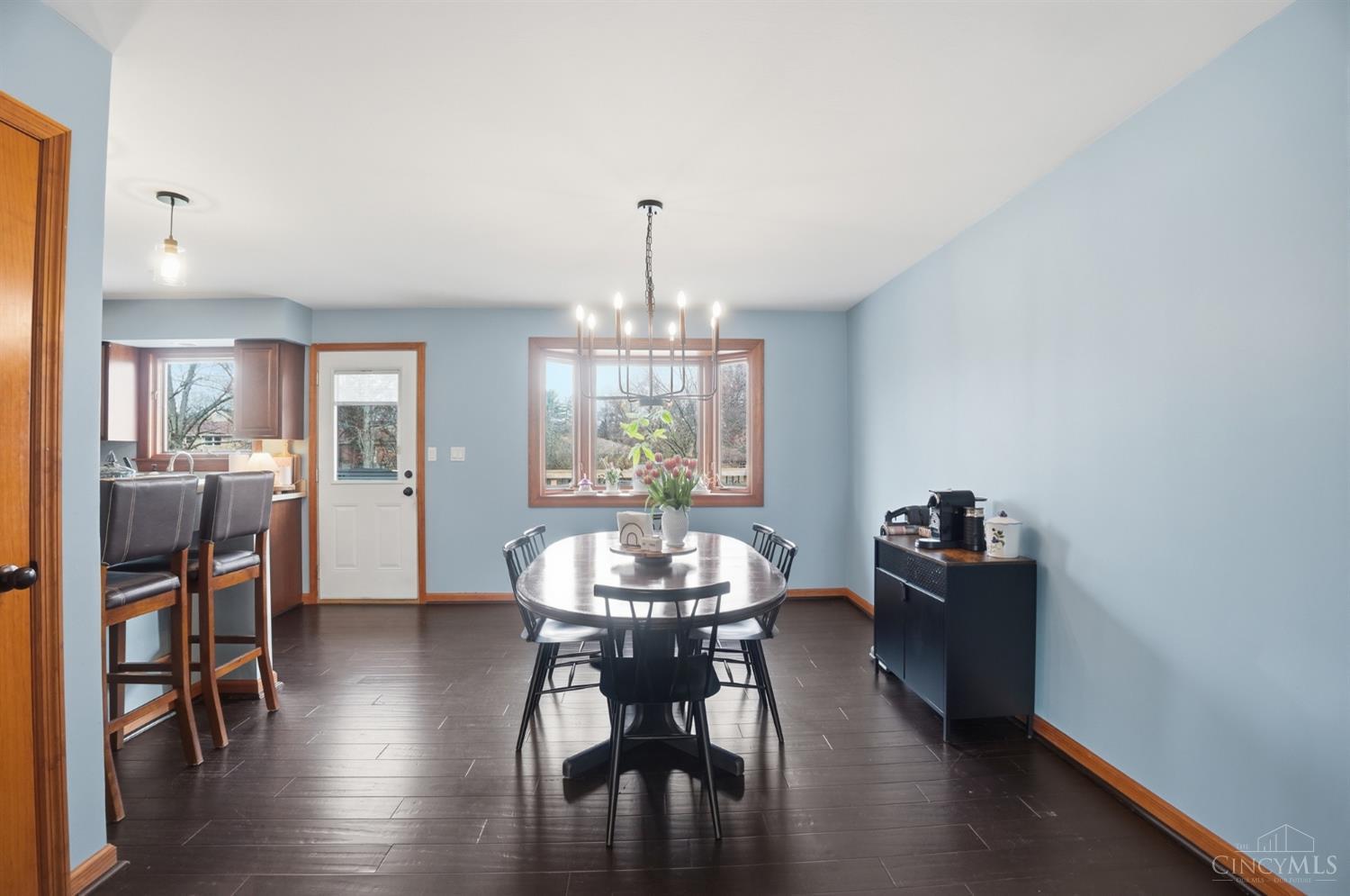 3376 Palmhill Lane