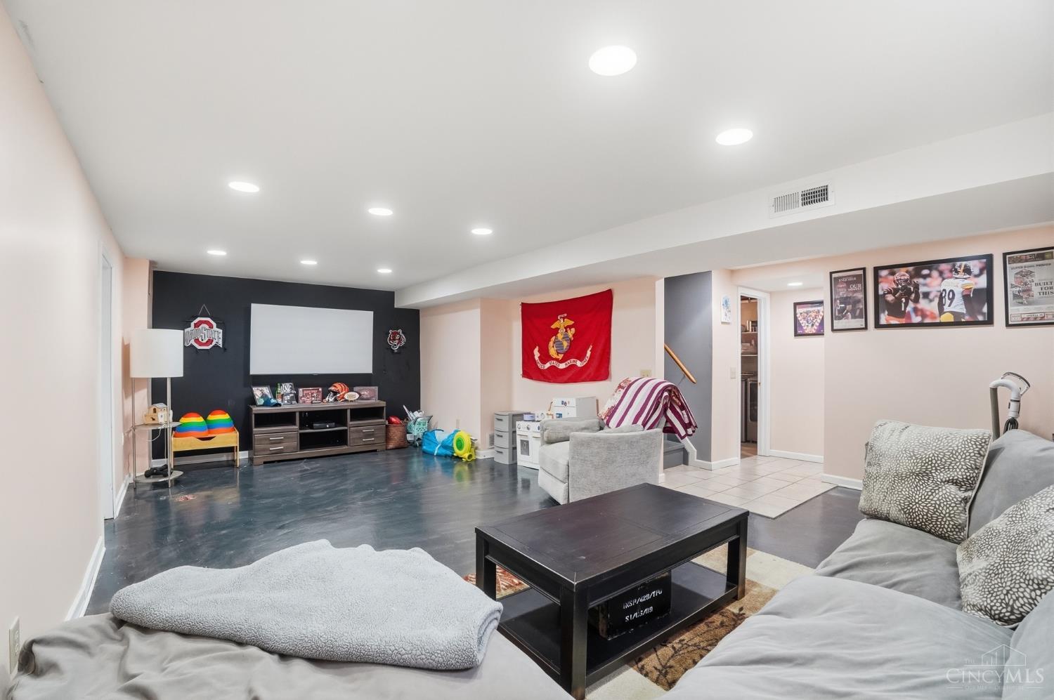 3376 Palmhill Lane