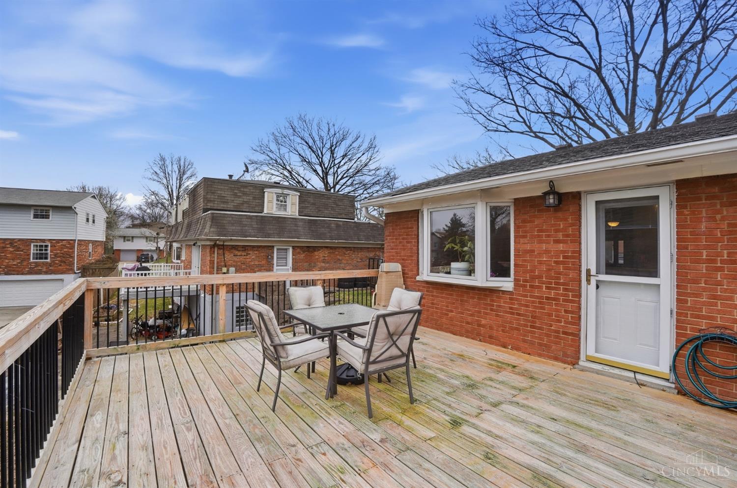 3376 Palmhill Lane
