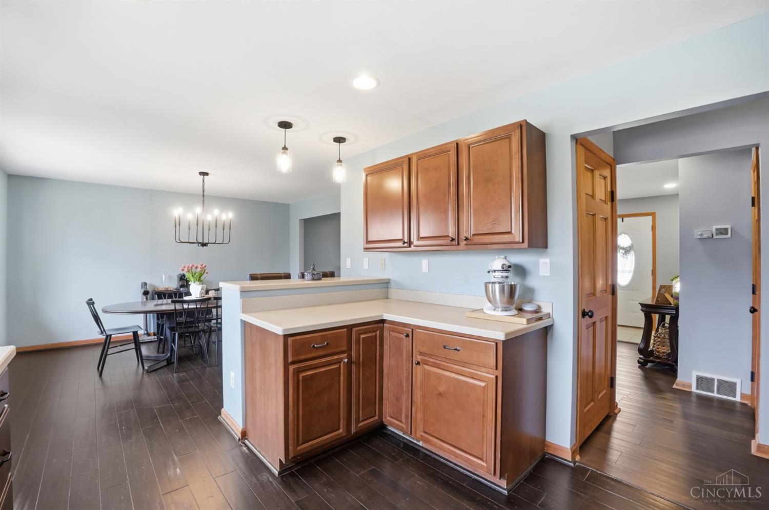 3376 Palmhill Lane