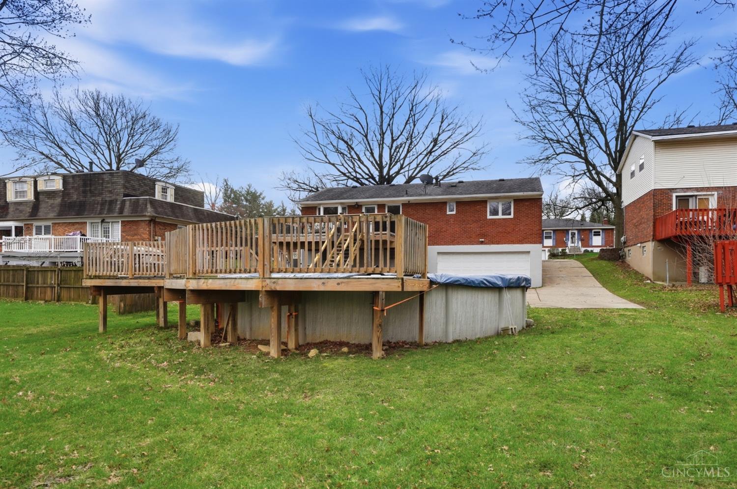 3376 Palmhill Lane