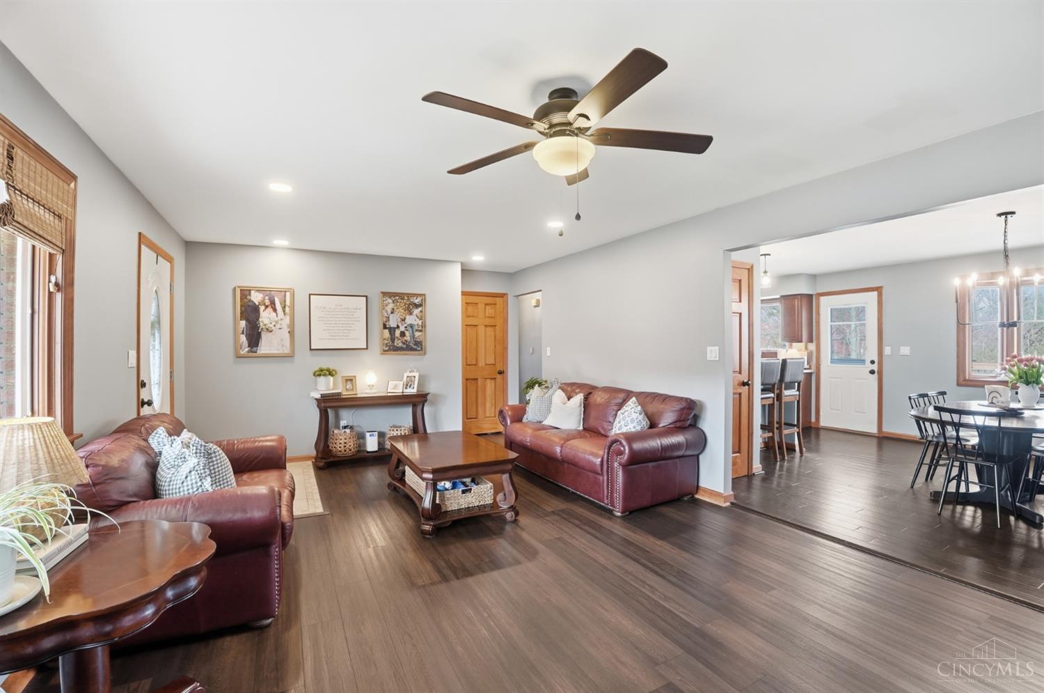 3376 Palmhill Lane