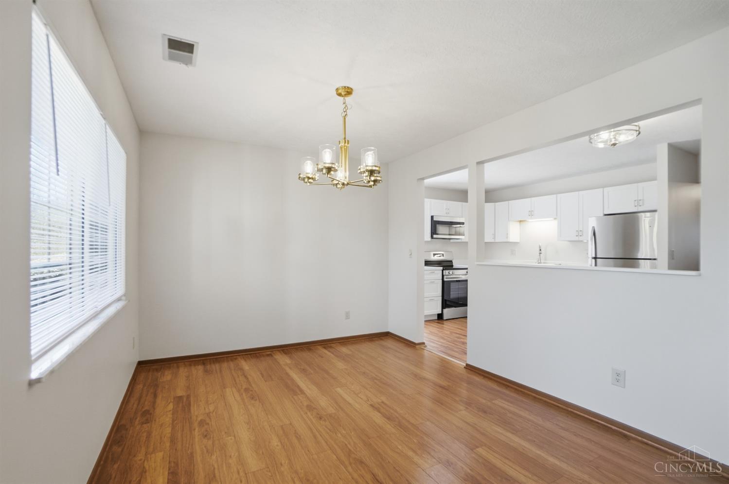5160 Old Oak Trail 25