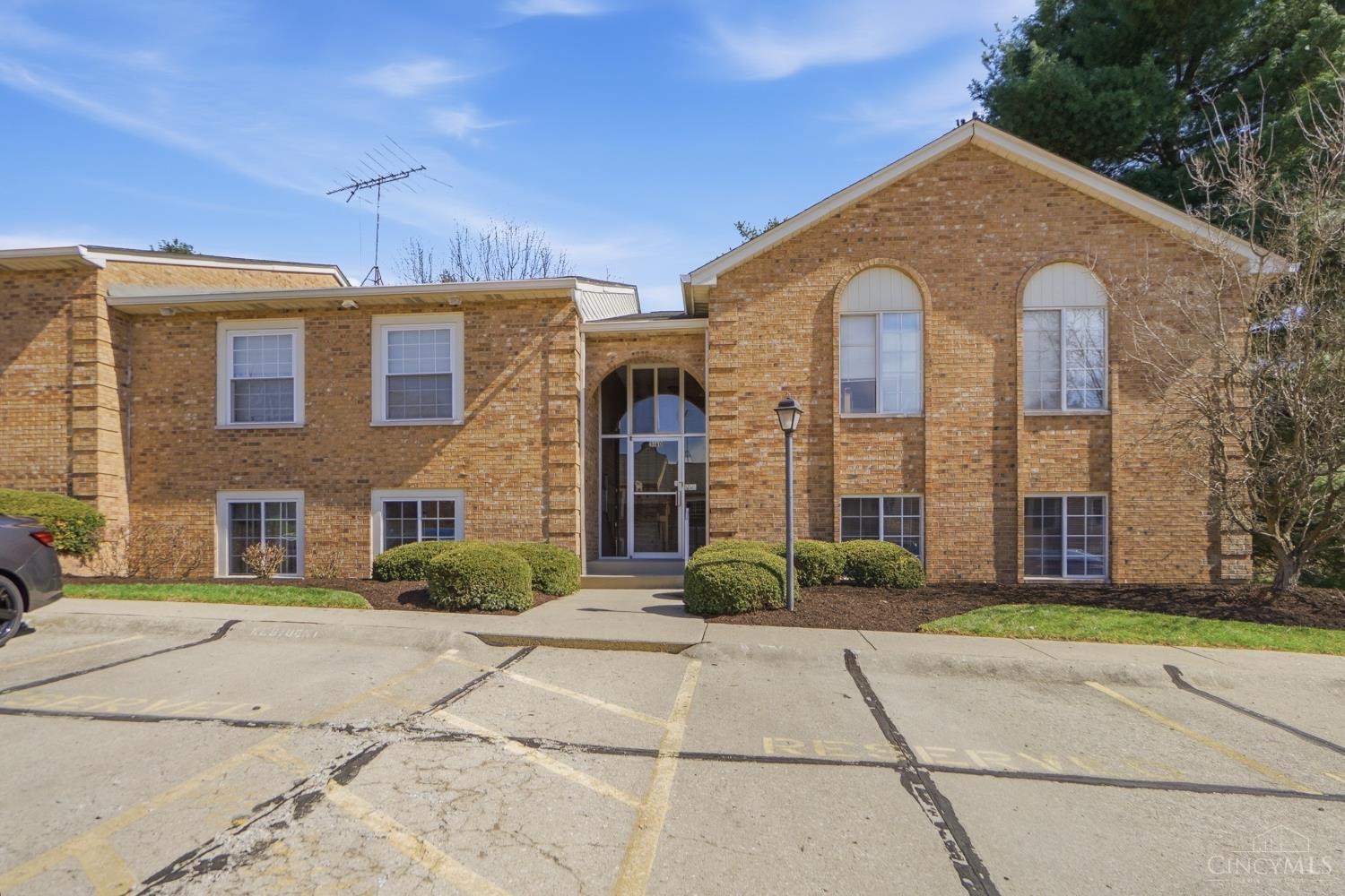 5160 Old Oak Trail 25