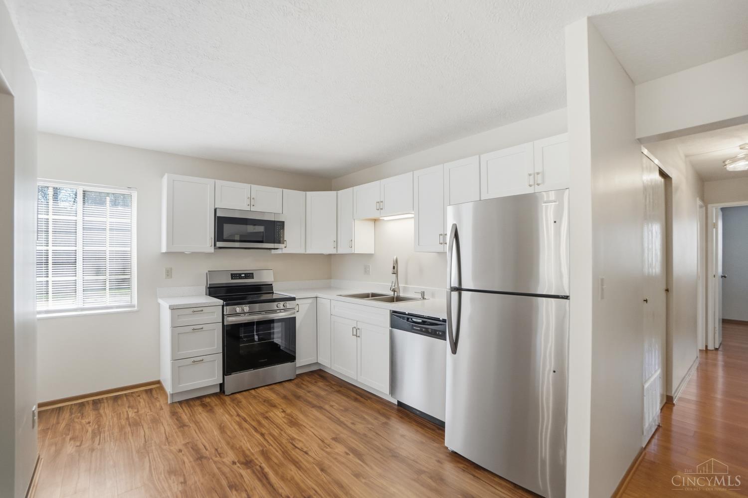 5160 Old Oak Trail 25