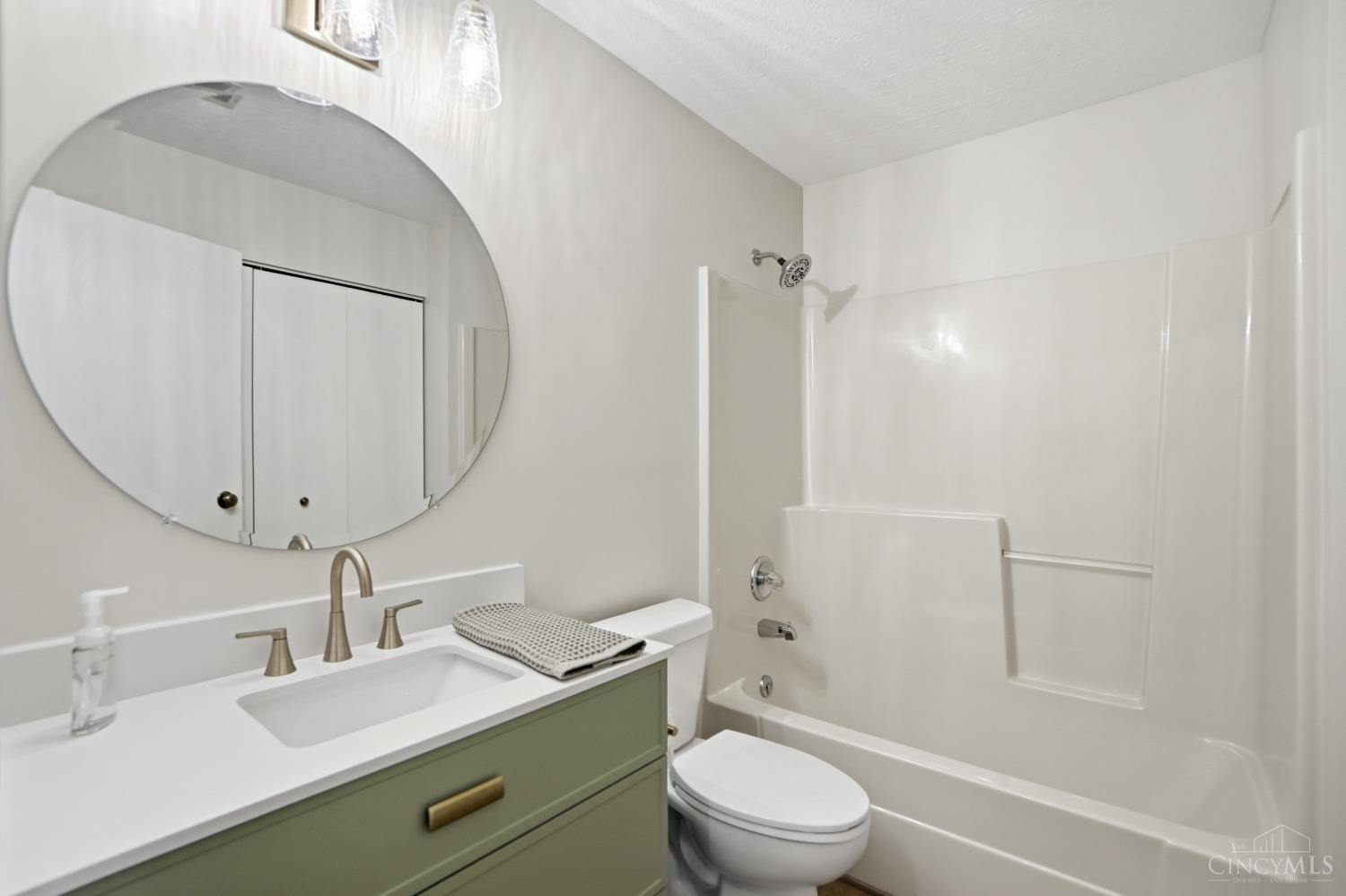 5160 Old Oak Trail 25