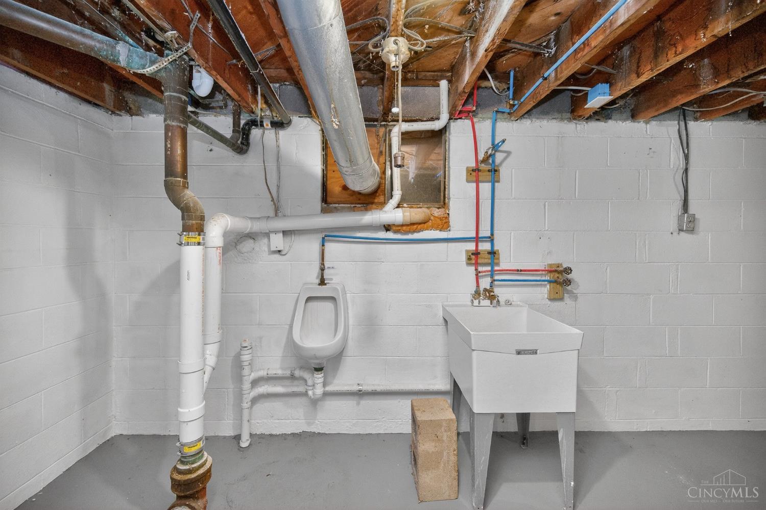 540 Observatory Drive