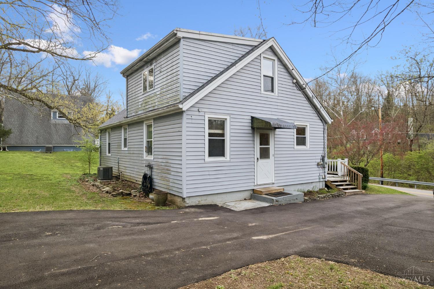 7734 Forest Road
