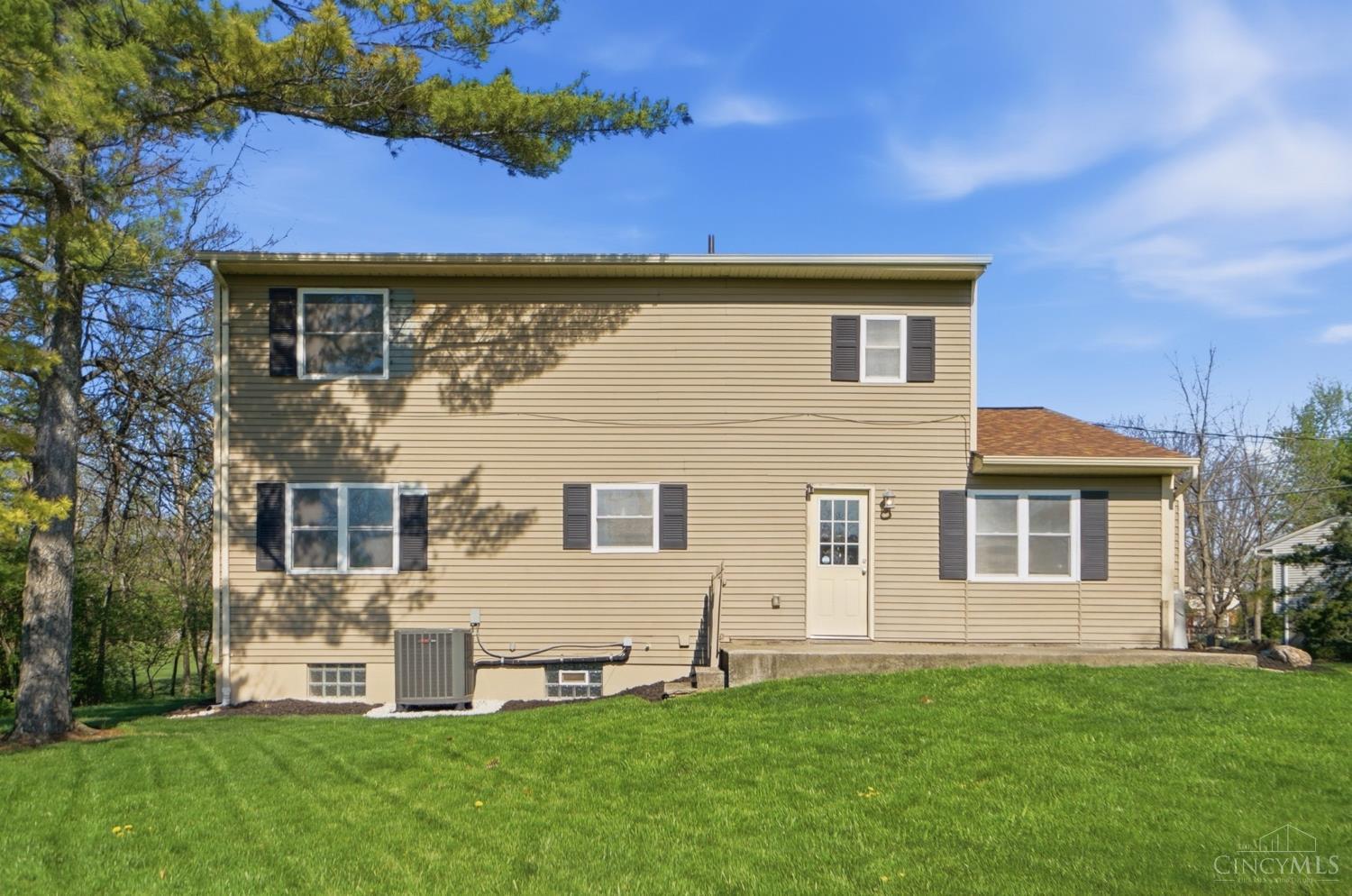 215 Jefferson Court