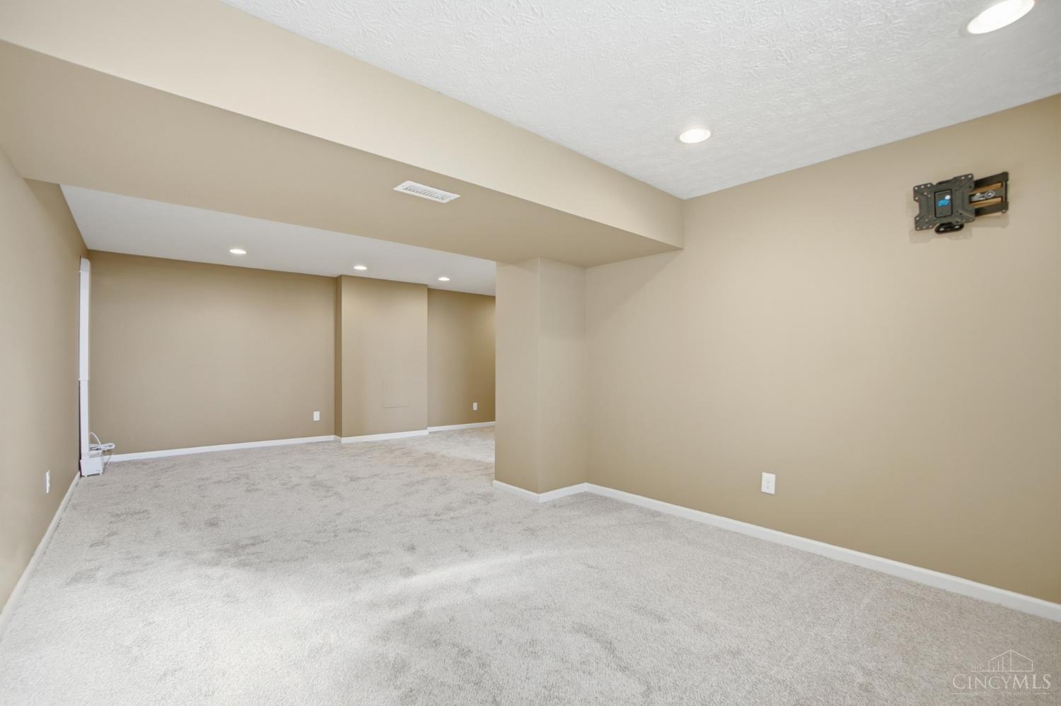 215 Jefferson Court