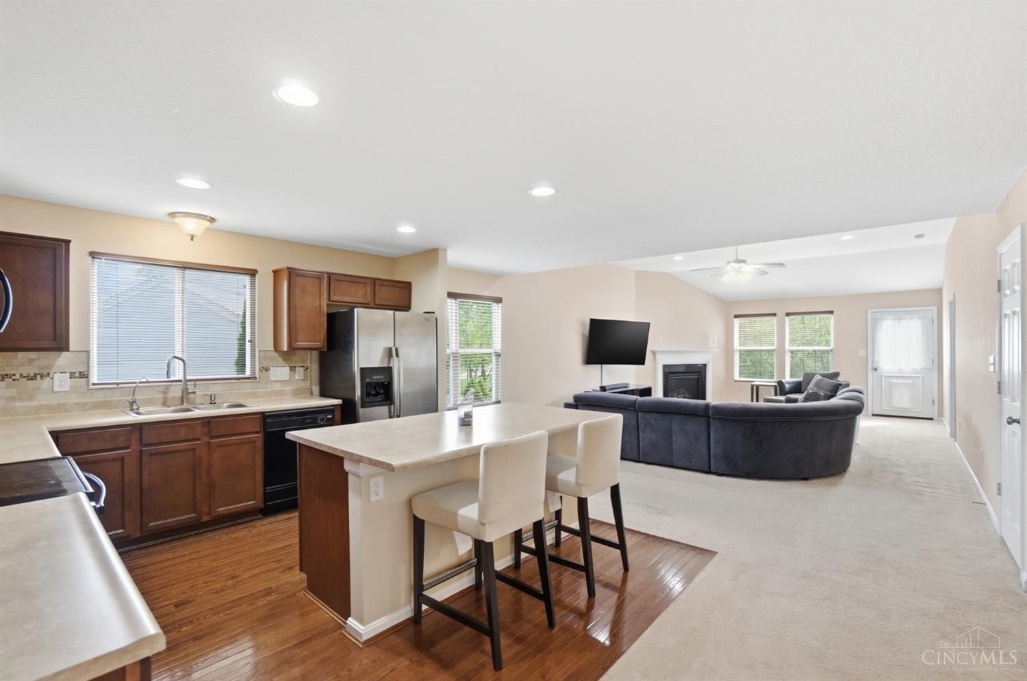 5670 Beechtree Lane