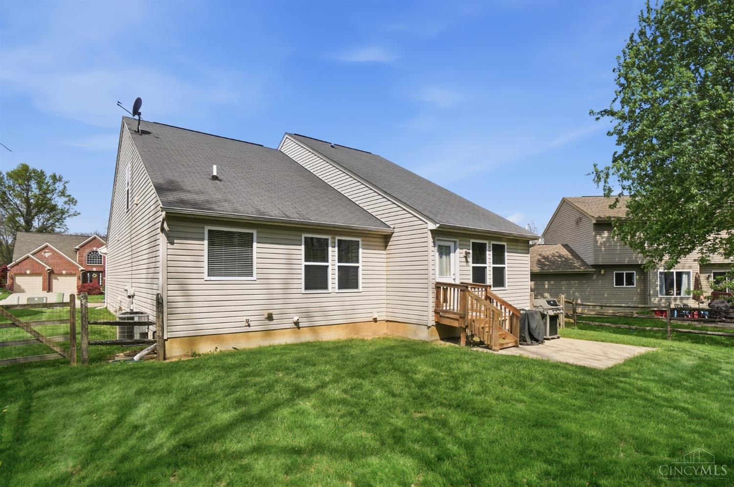 5670 Beechtree Lane