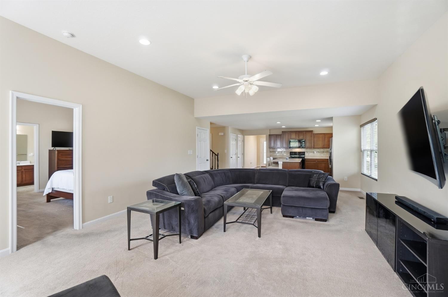 5670 Beechtree Lane