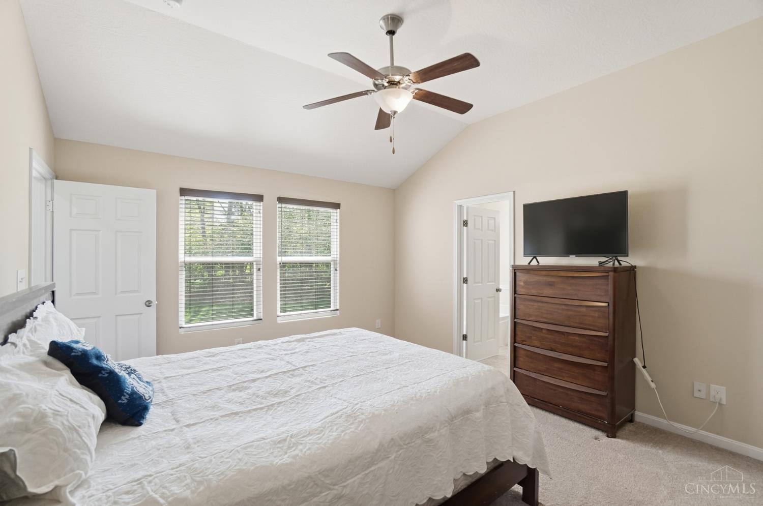 5670 Beechtree Lane